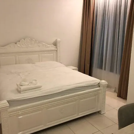 Pangsapuri 120 m² dengan 3 bilik tidur dan 2 bilik mandi peribadi di Ringlet Luaran gambar