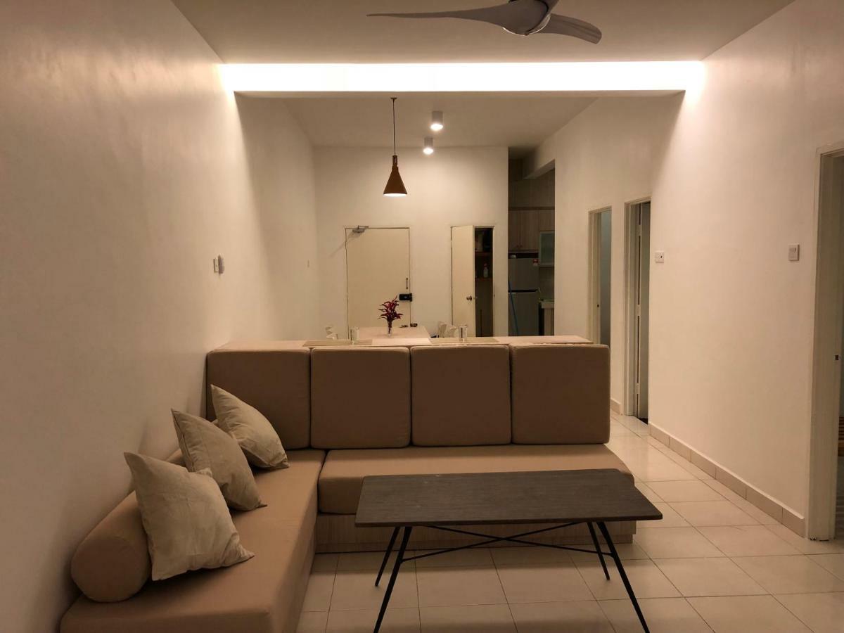Apartment Brand New In Local Neighbourhood *